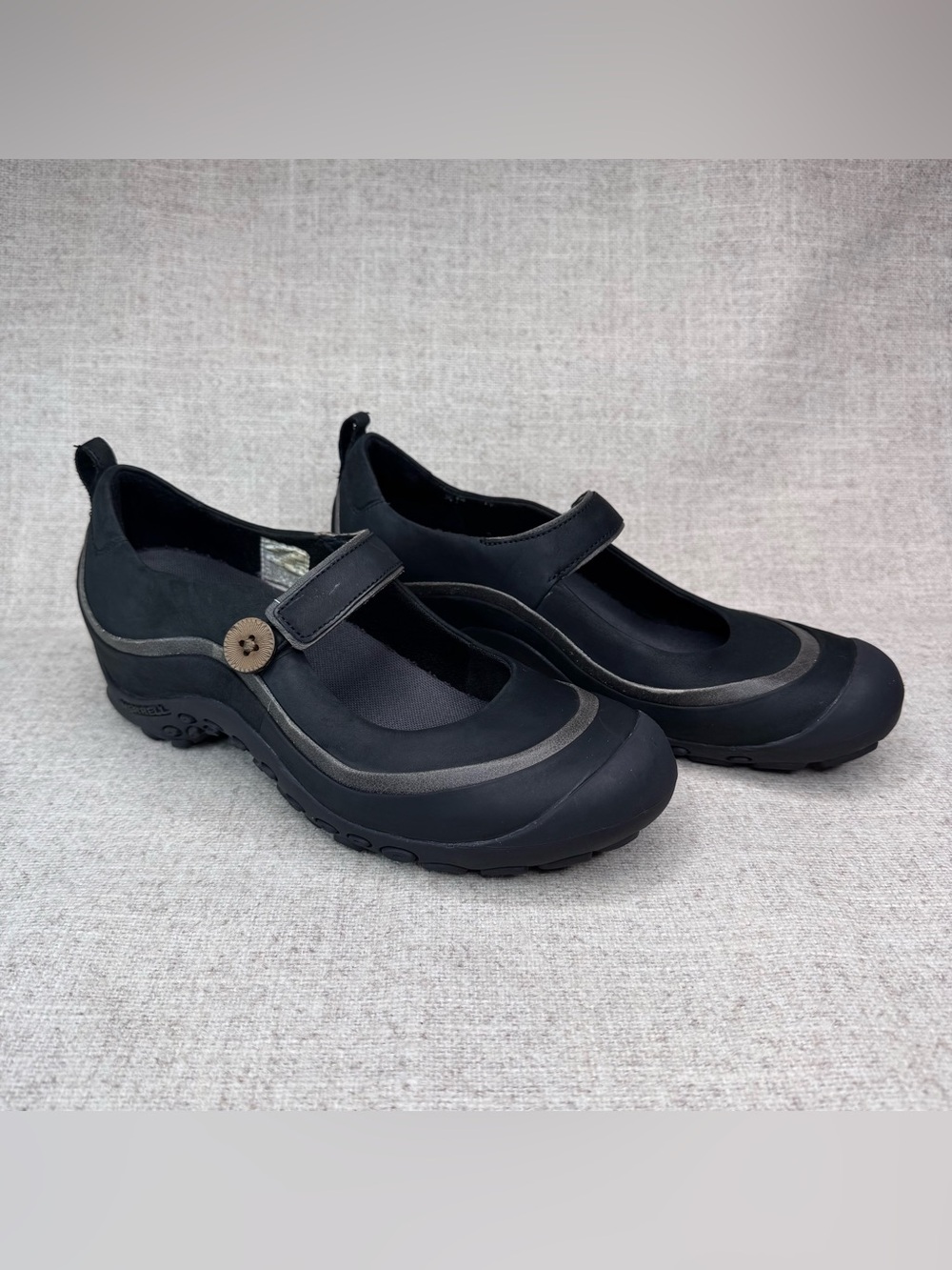 Merrell Plaza Emme‎ Mary Jane Shoes black leather button closure size 8.5/39